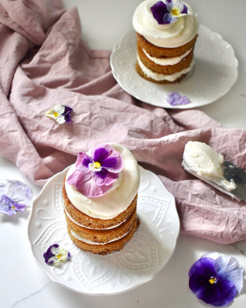 Edible Flower Desserts recipes: Sweet and Simple Ideas.
