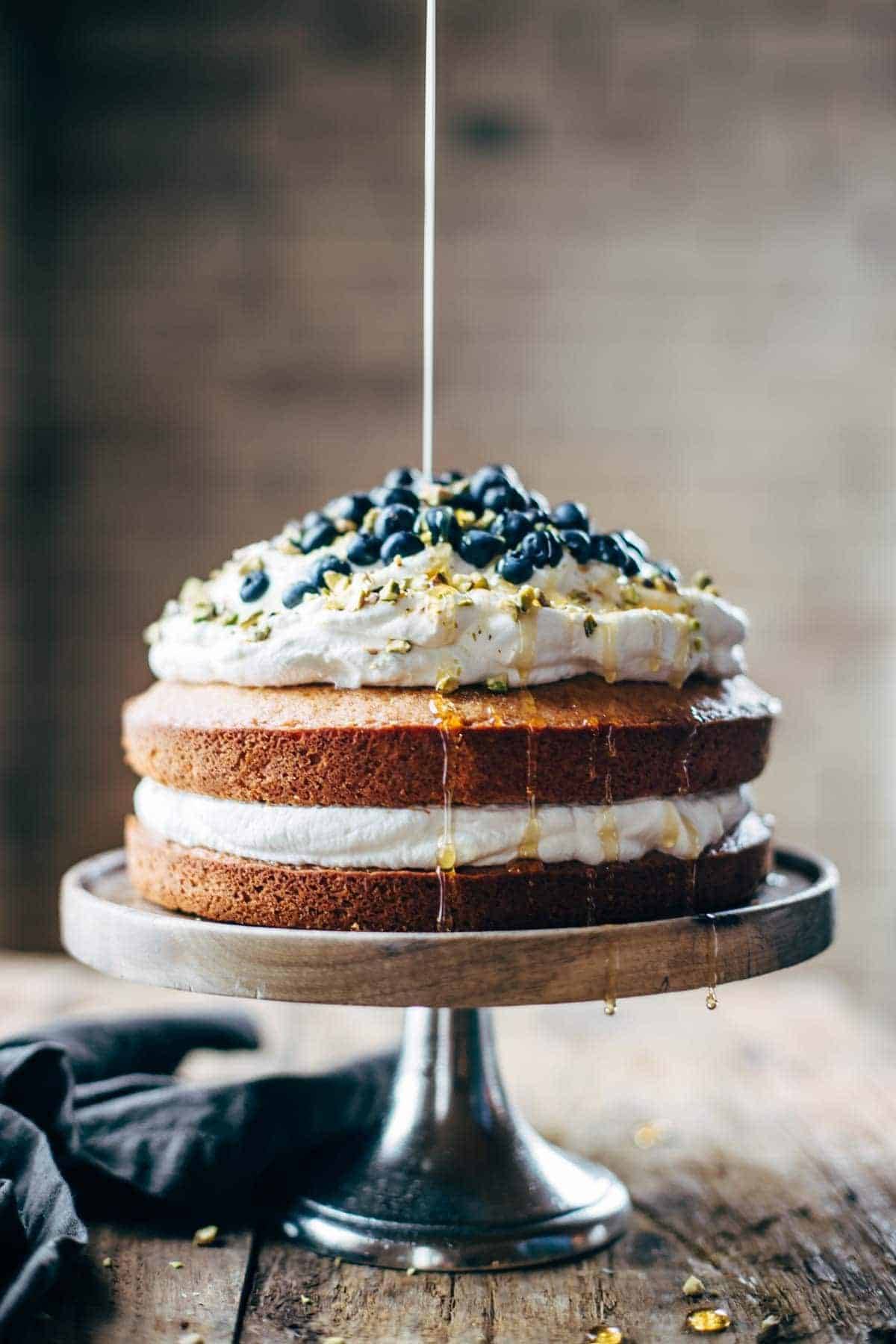 Find the Perfect Cake: Explore Danas Desserts Now