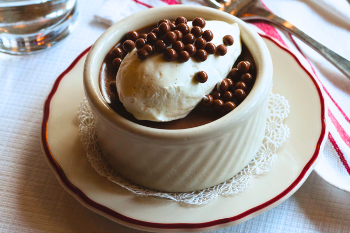 Unsure where to buy nut free desserts that taste great? These places offer amazing allergy friendly treats.