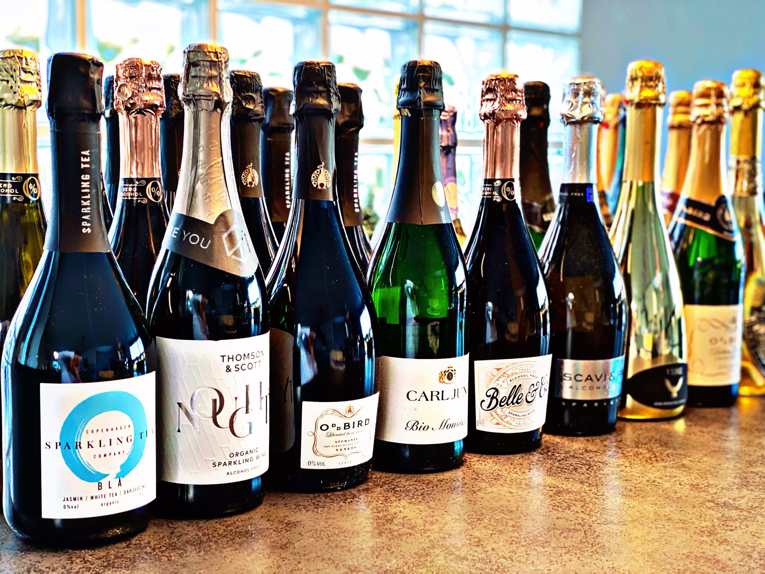 Try Non Alcoholic Sparkling Beverages? Ultimate Guide to Alcohol-Free Bubbly