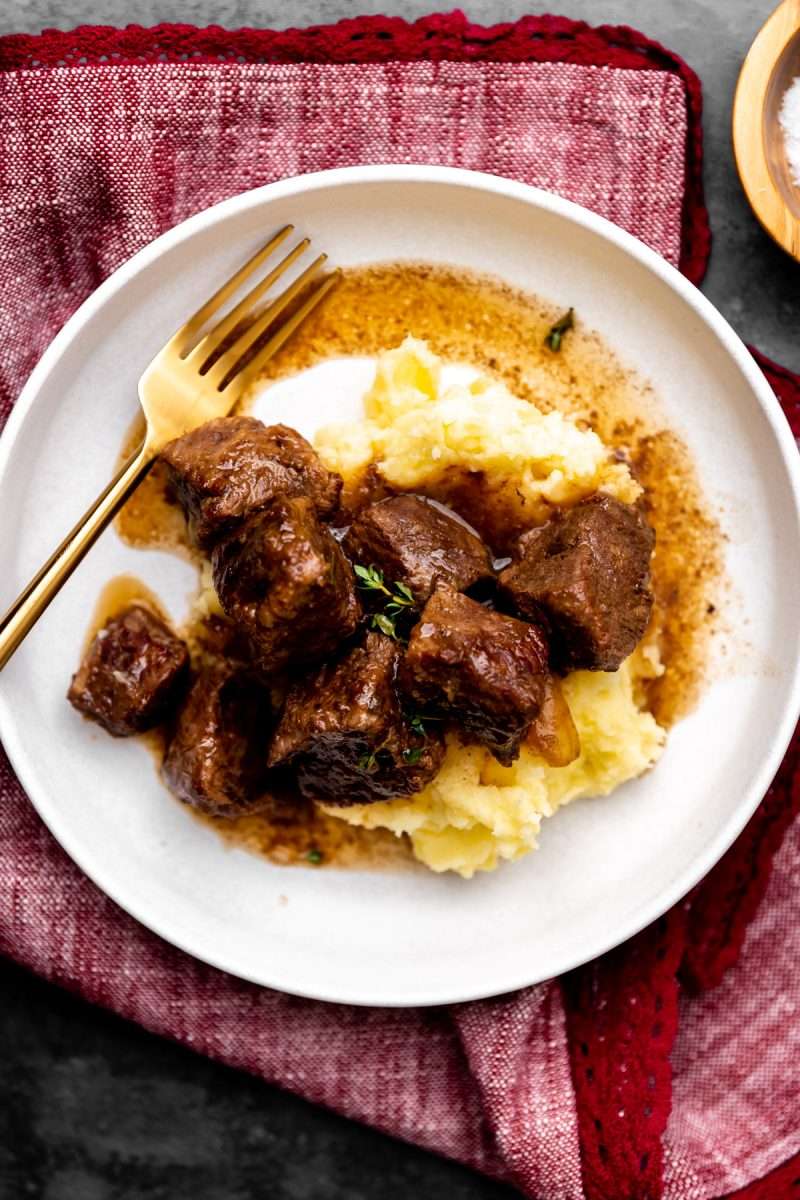Red Wine Beef Tips: Cook the Perfect Comfort Food
