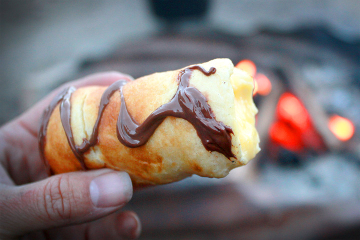 Need fun camping desserts kids will absolutely love? These easy ideas are guaranteed campfire hits!