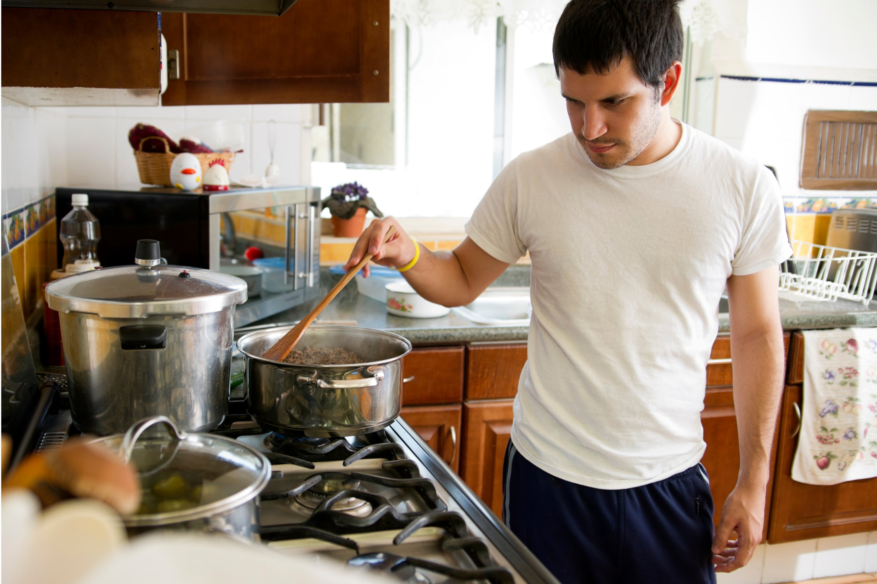Does your kitchen odour eliminator really work? Discover effective ways to banish bad cooking smells fast.