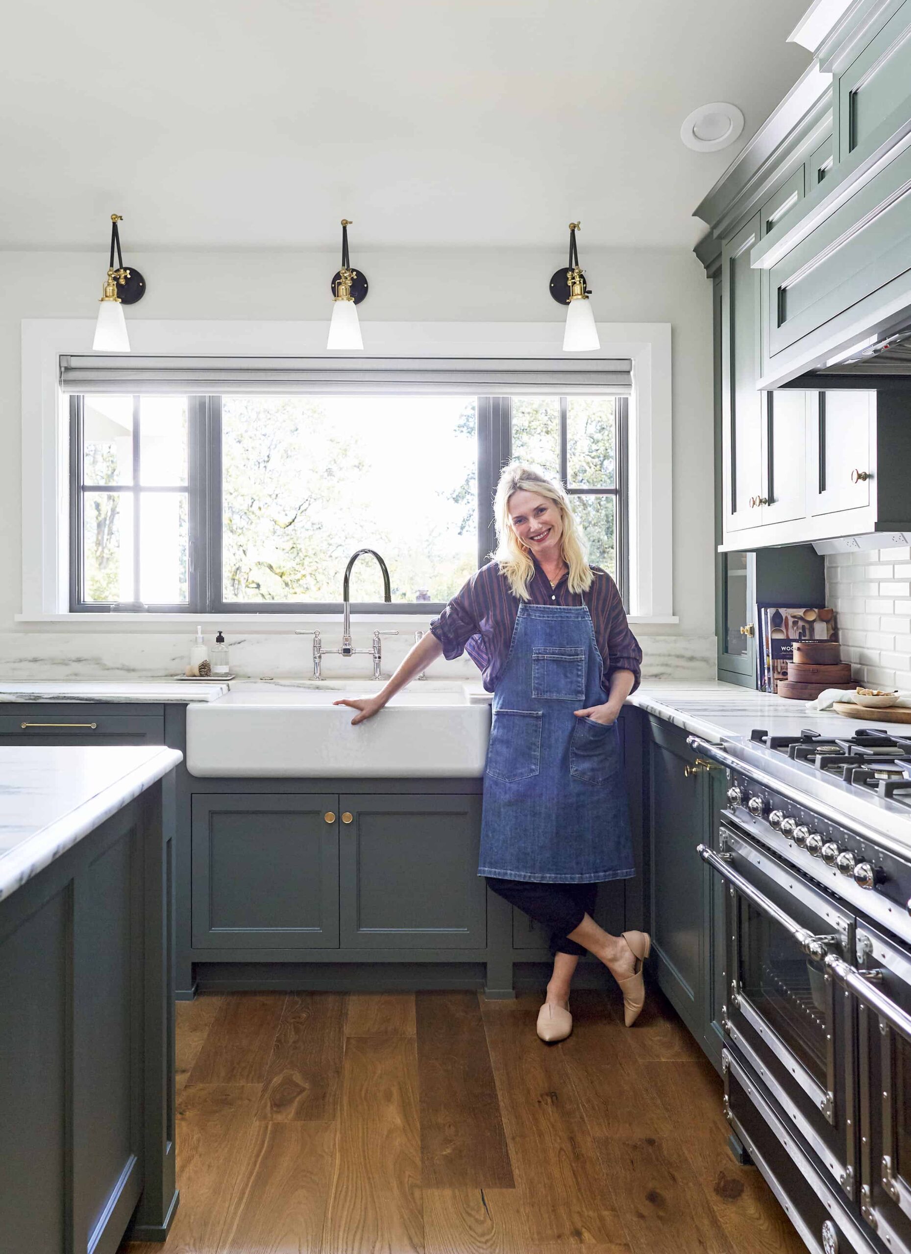 Want affordable aesthetic kitchen appliances for your home? Find stylish options that wont break your budget easily.