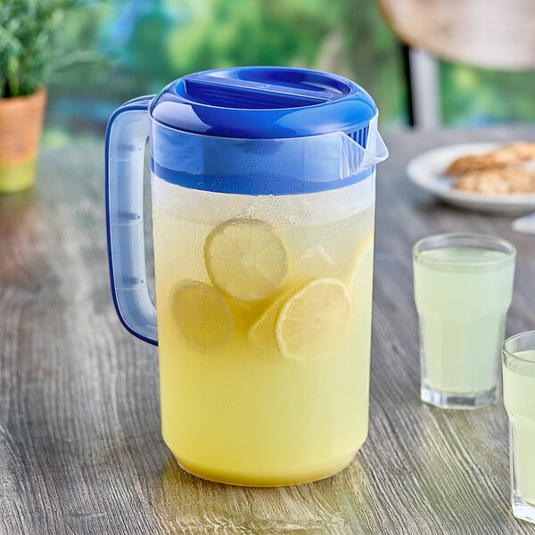 Beverage Pitcher with Lid: How to Choose the Right One