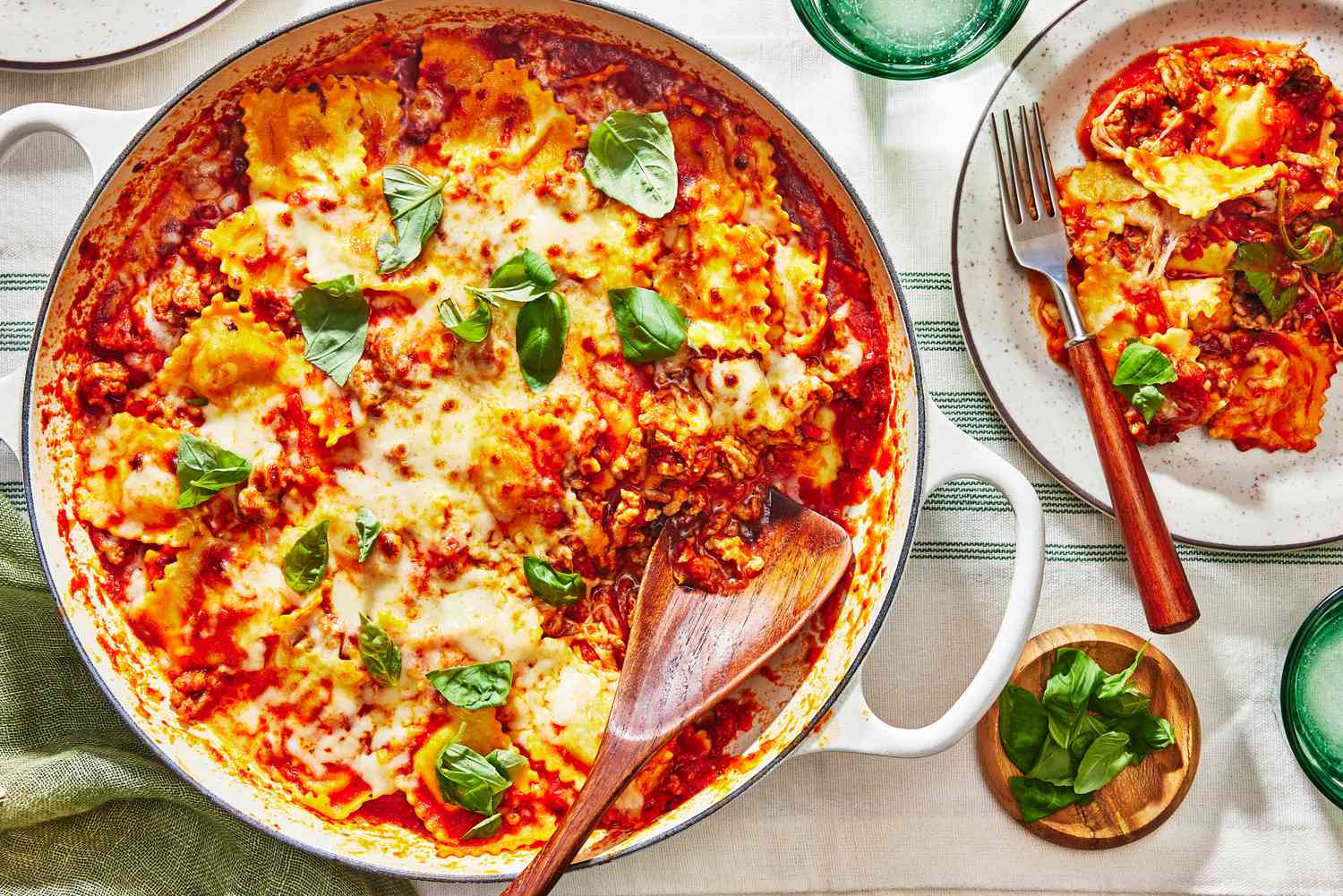 How to create real happy home cuisine? Try these easy recipes for joyful family meals everyday.