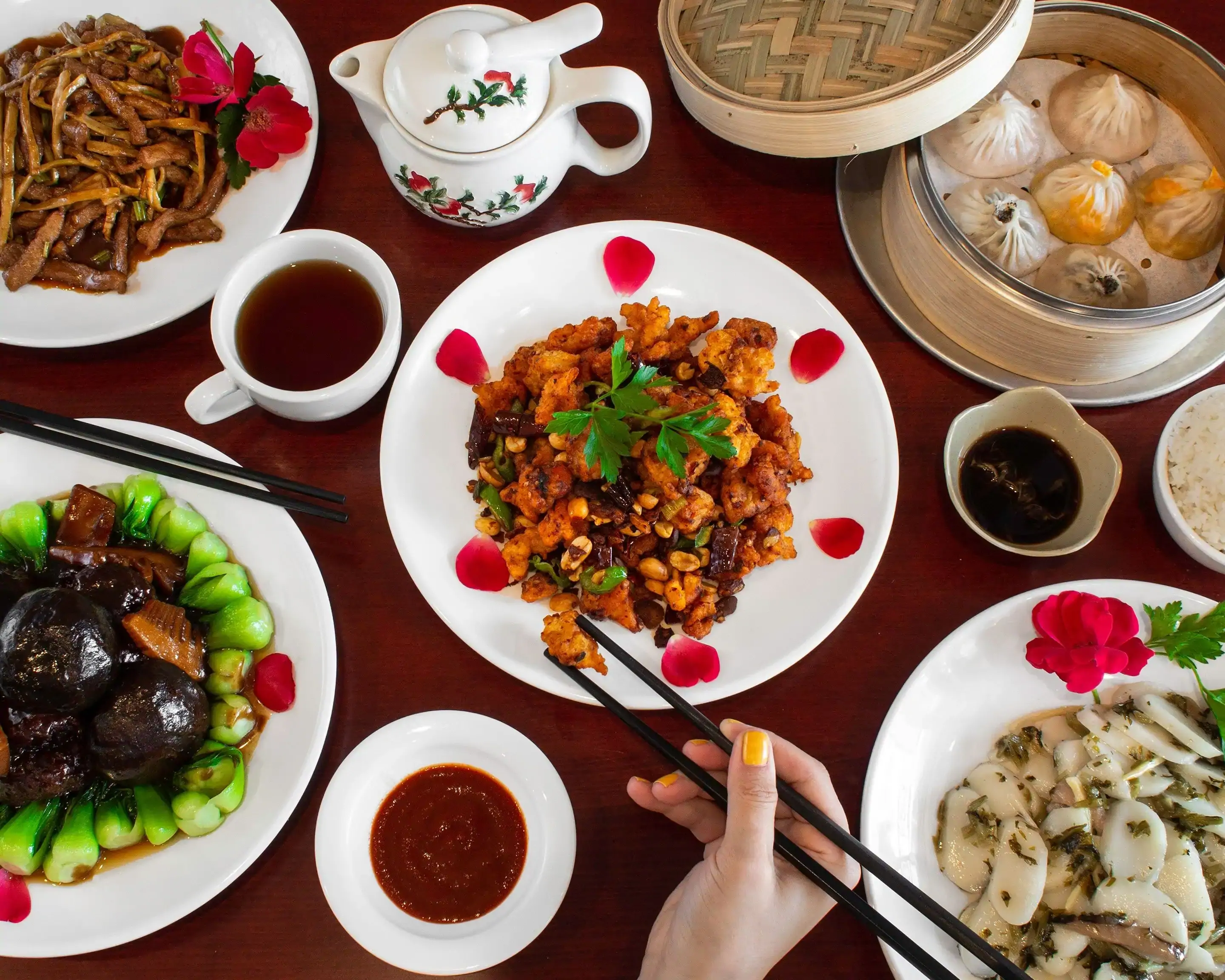 Looking for reviews of joyous cuisine 兰亭序? See what customers say about this popular spot.