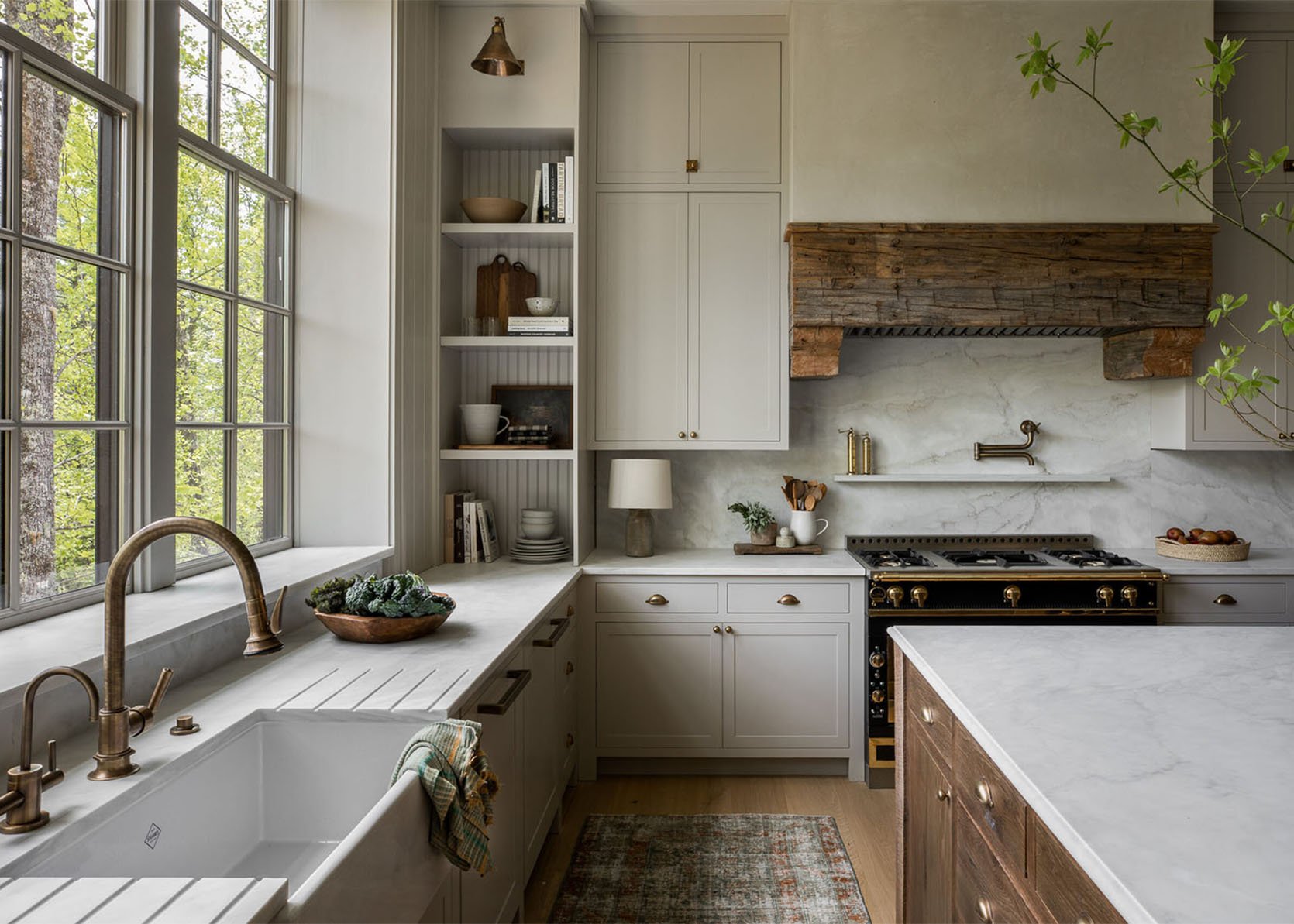 Want affordable aesthetic kitchen appliances for your home? Find stylish options that wont break your budget easily.