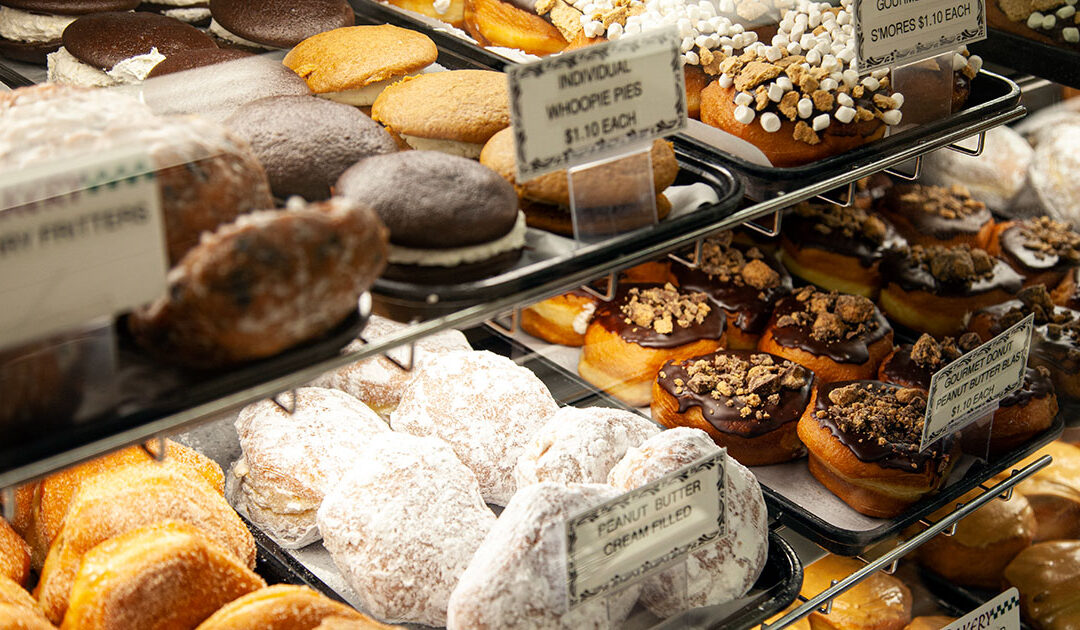 Why are pennsylvania dutch desserts such a comforting local favorite? (Learn the tasty secrets behind these unique and heartwarming sweets!)