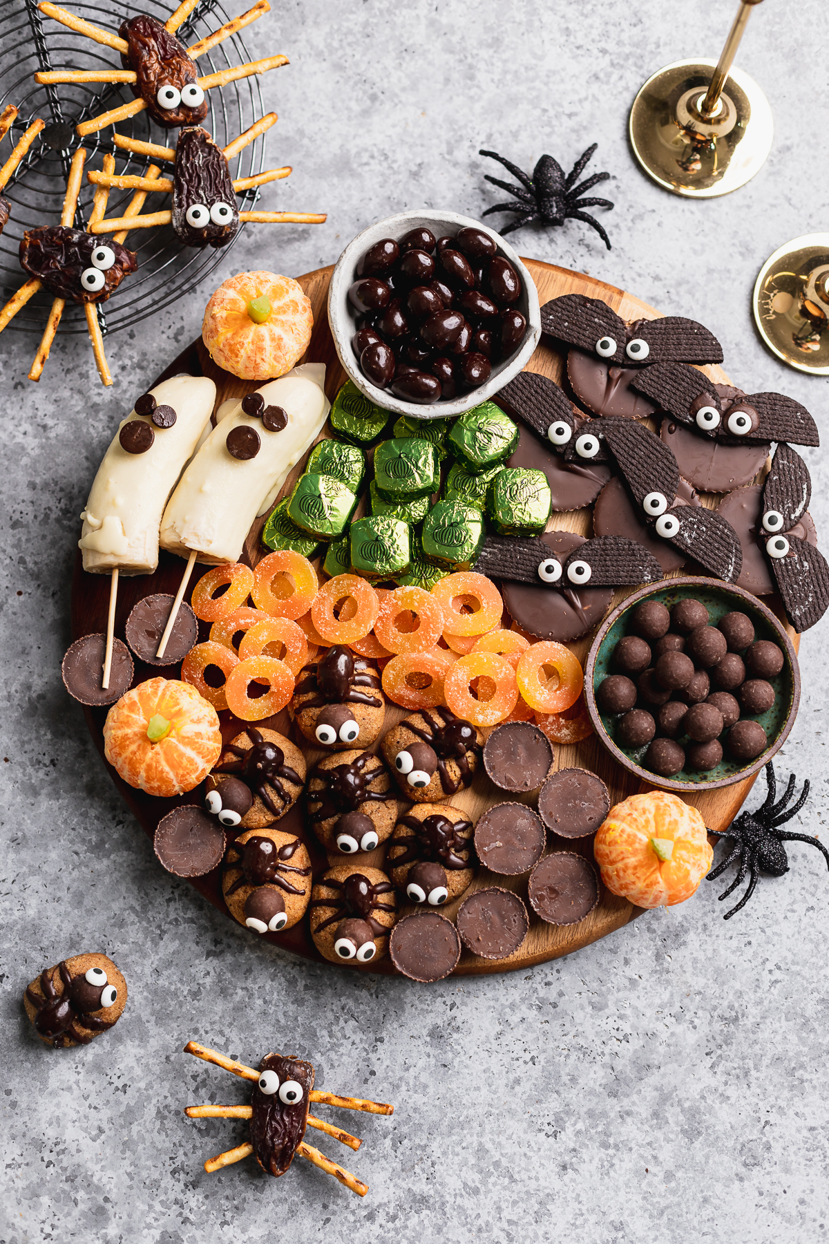 Want quick halloween desserts near me now? Find out which stores have ready made spooky treats available.