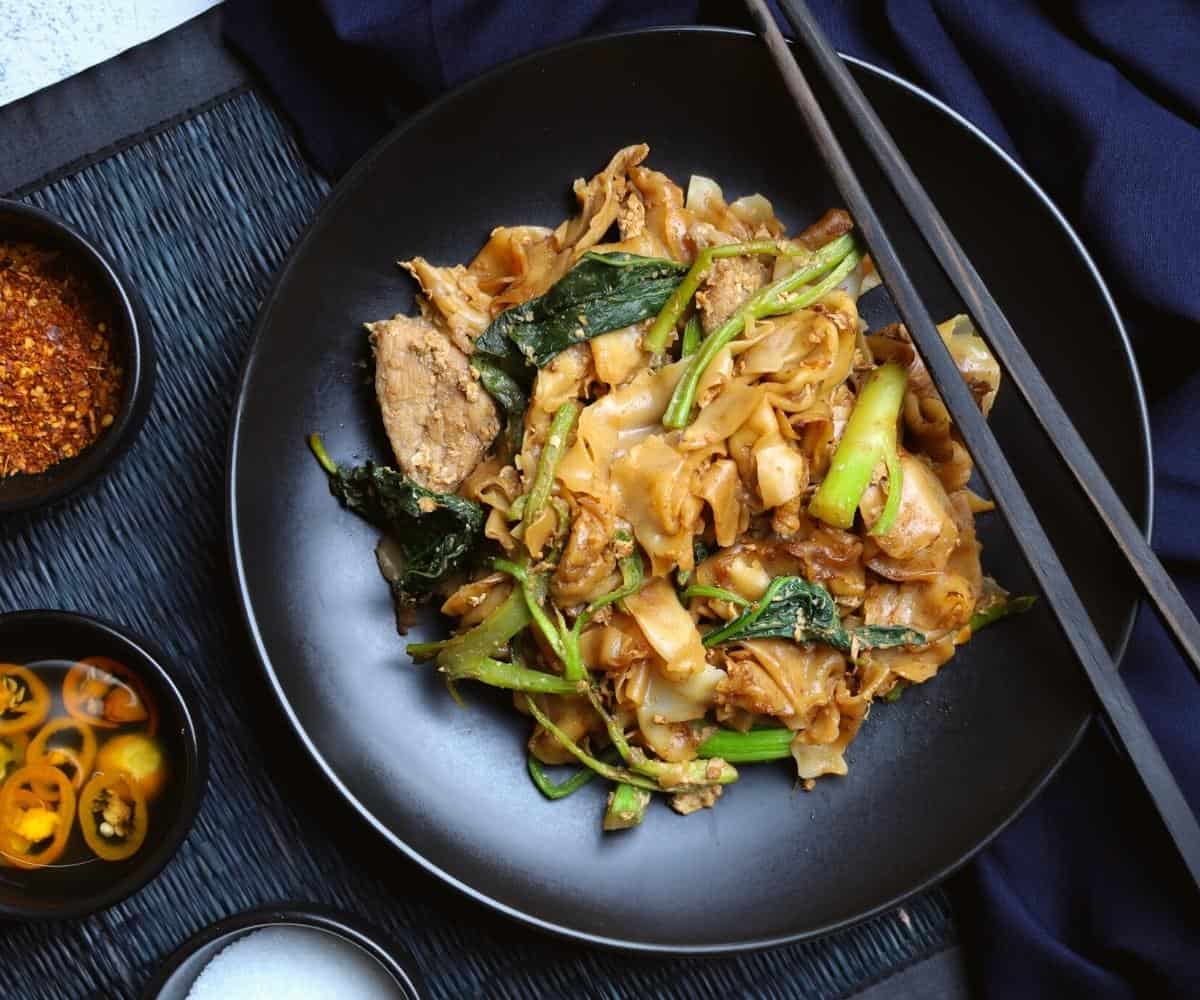 Dreaming of eating or authentic thai cuisine soon? Try these surprisingly easy recipes for a true taste of Thailand.