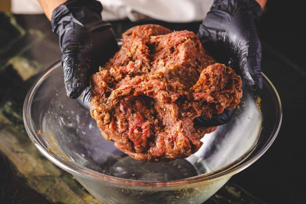Want awesome barbecue deer jerky recipes? Check out these top picks for incredible flavor!