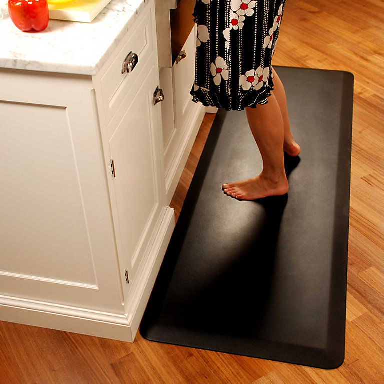 Upgrade Your Kitchen Floor with Frontgate Kitchen Mats! Experience less stress on your feet and an instantly stylish space.