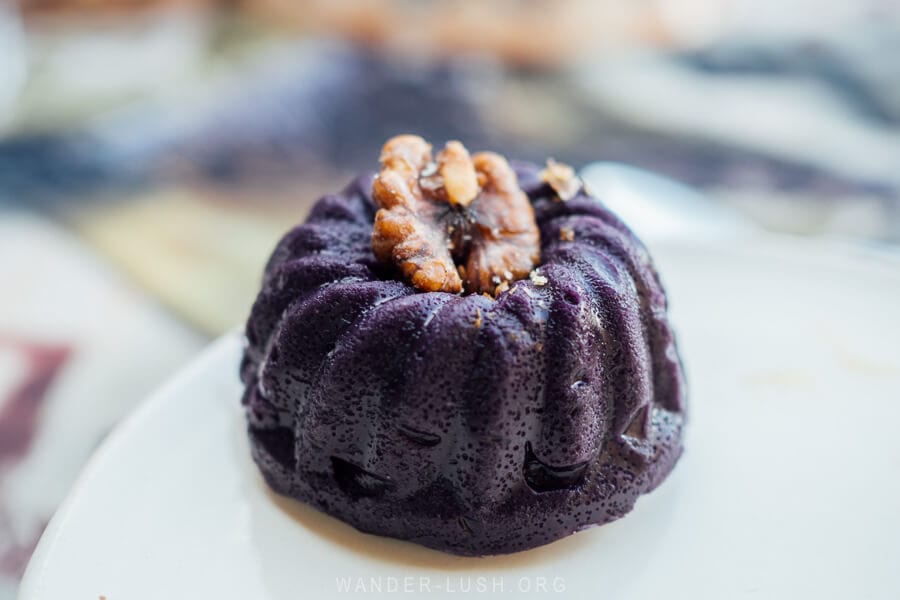 What are popular georgia desserts? Try these top 5 sweet treats from the South today!