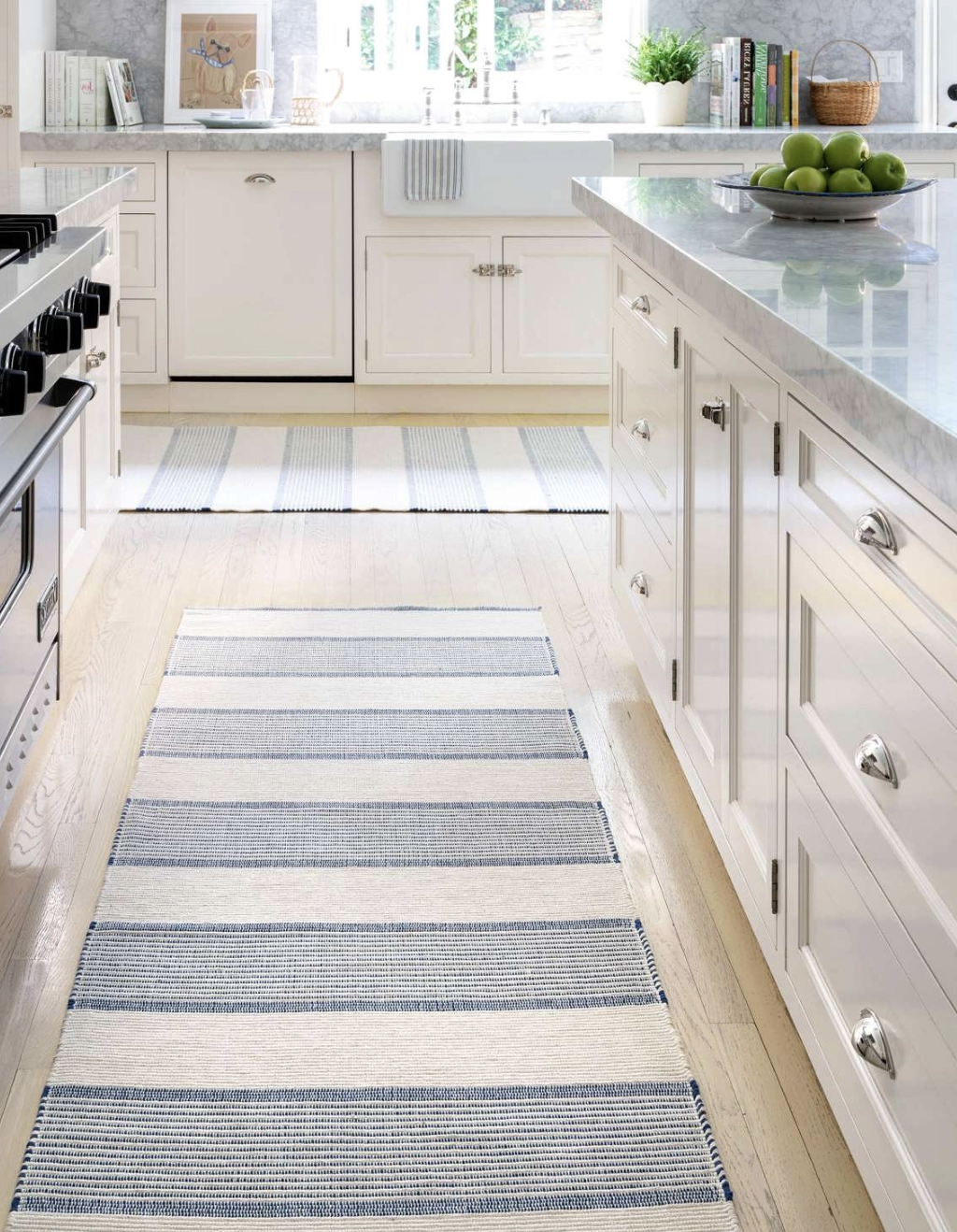 Want a durable kitchen rug woven? Here are some simple tips for finding the best one.