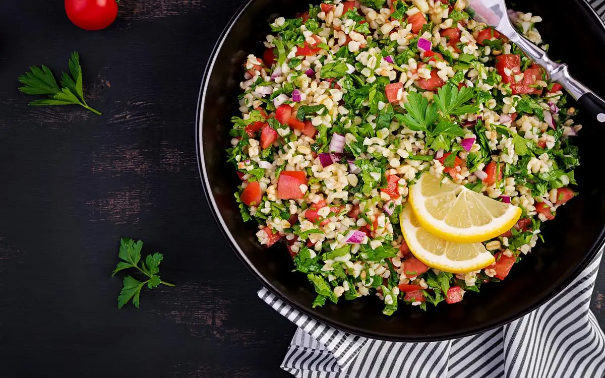 health benefits of tabboule fine lebanese cuisine explained? (nutrients breakdown)