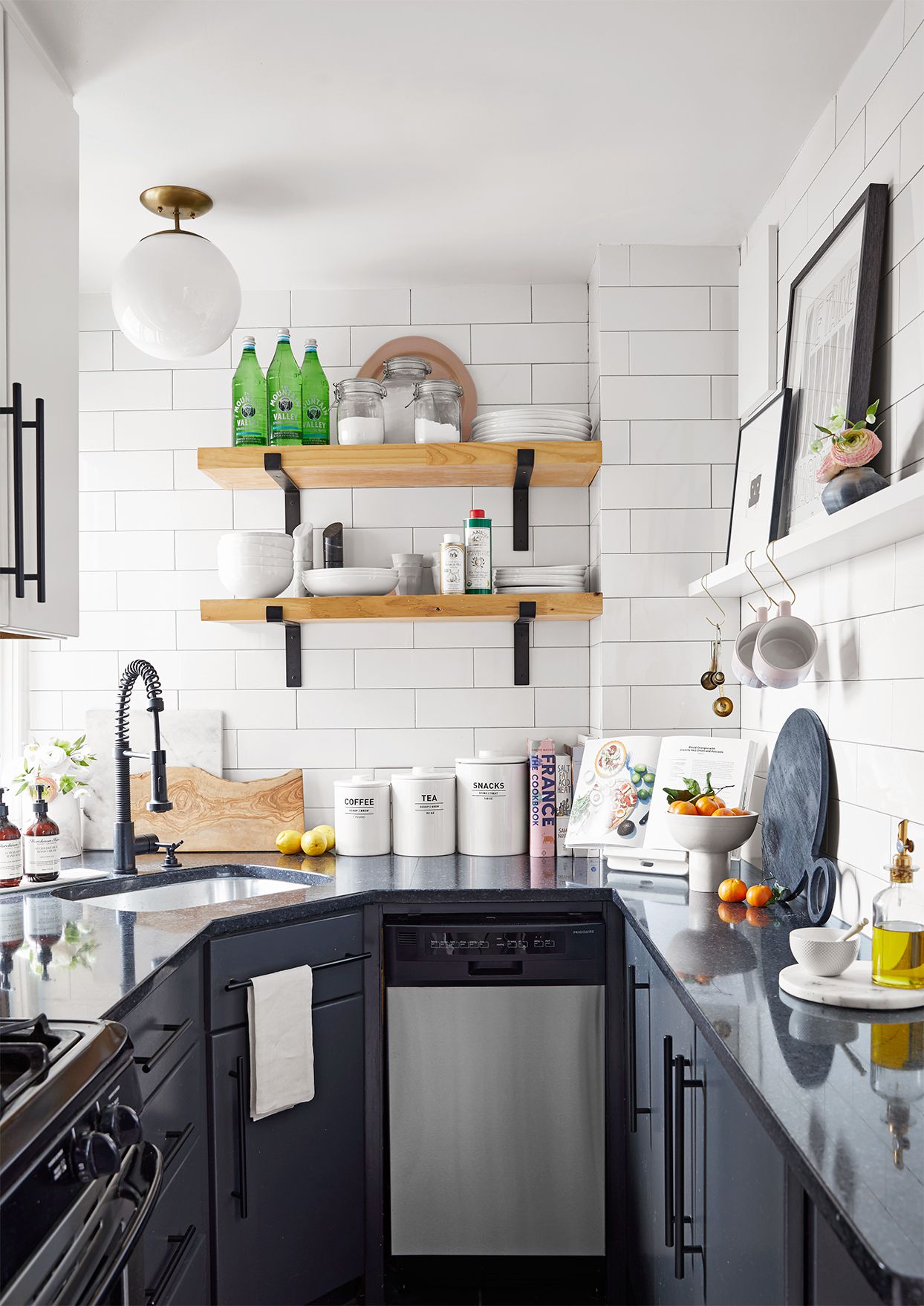Need to make more space with slimline kitchen cupboards? Simple ways to organize your compact kitchen!