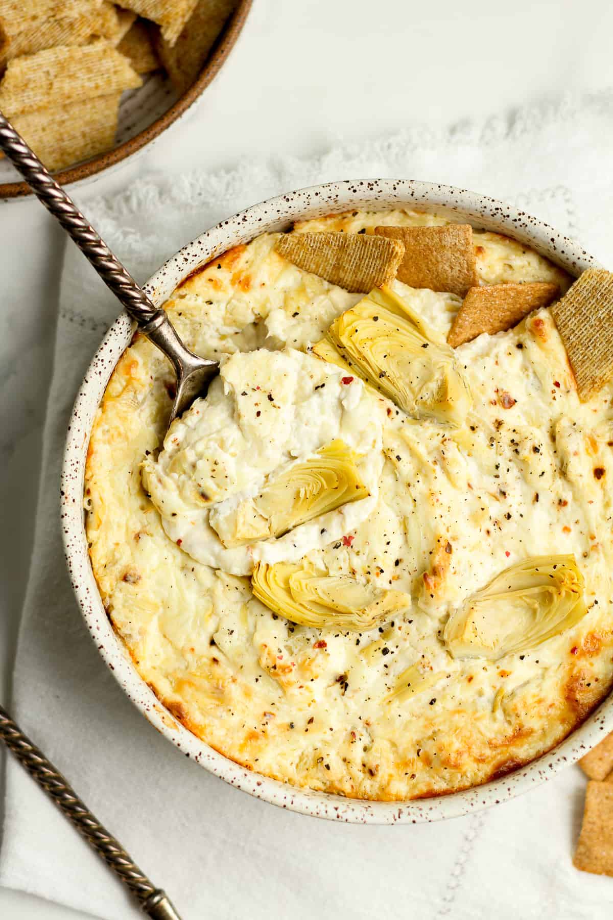 Making artichoke dip 3 ingredients simple? Follow these easy steps for a tasty treat!